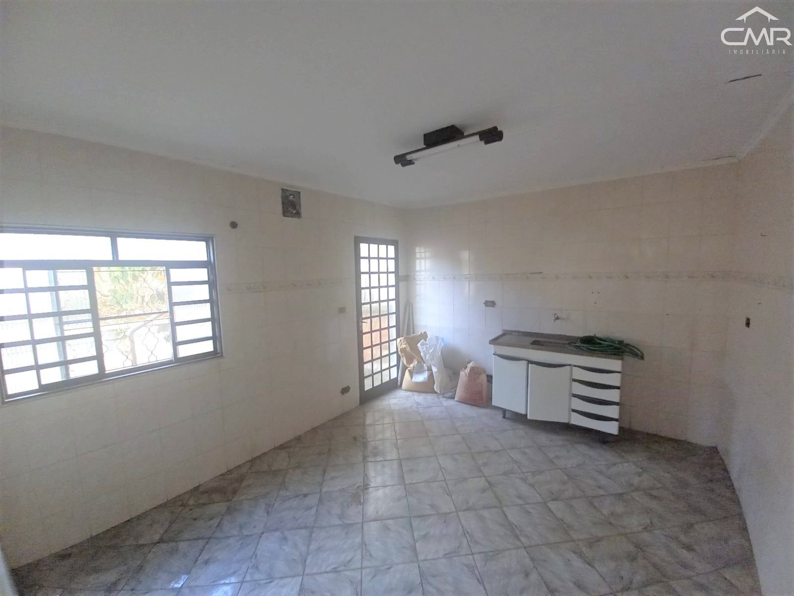 Casa à venda com 3 quartos, 180m² - Foto 30