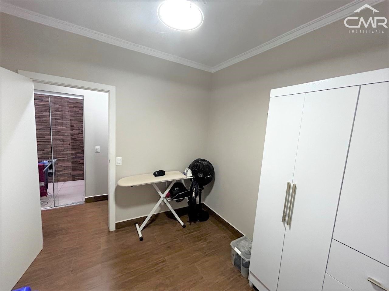 Casa à venda com 3 quartos, 130m² - Foto 17