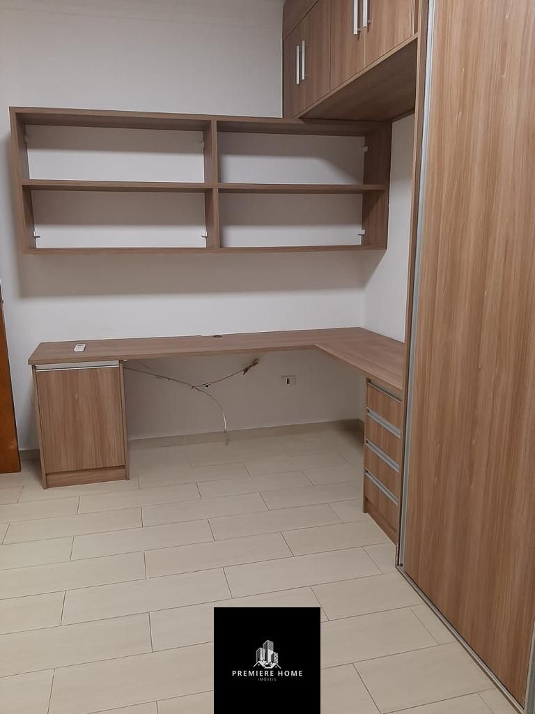 Casa de Condomínio para alugar com 3 quartos, 240m² - Foto 8