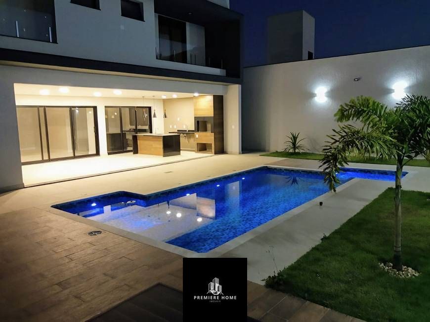 Casa de Condomínio à venda com 4 quartos, 349m² - Foto 1