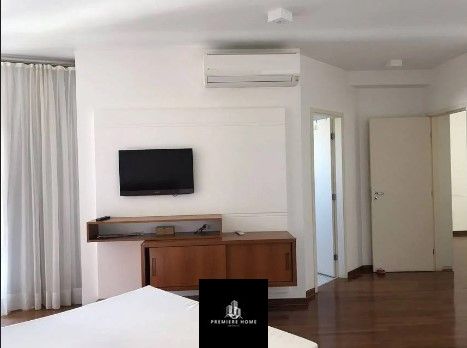 Apartamento à venda com 3 quartos, 196m² - Foto 4