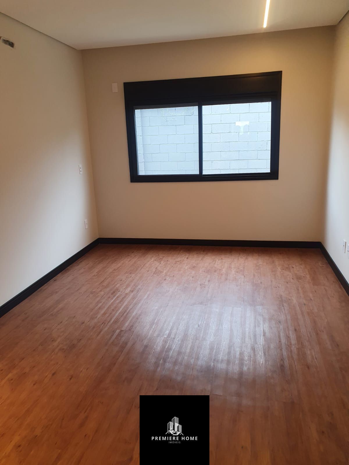 Casa de Condomínio à venda com 4 quartos, 230m² - Foto 8