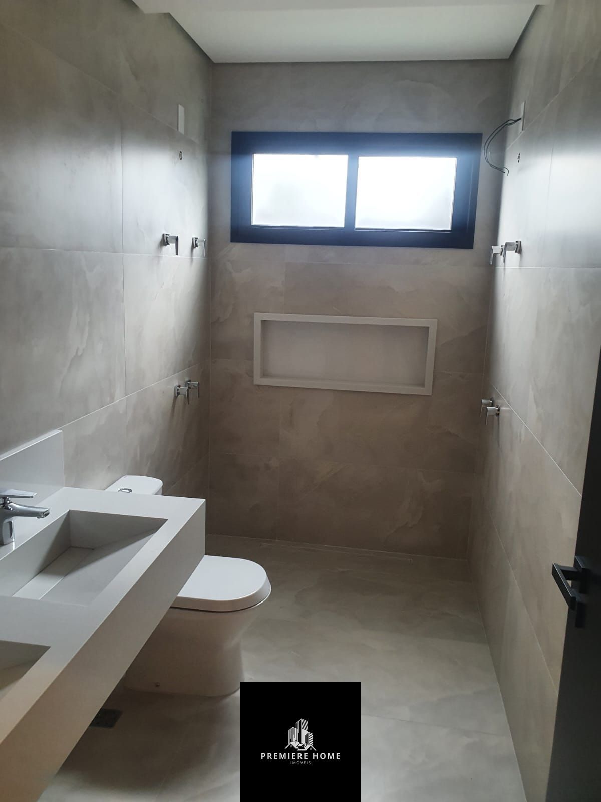 Casa de Condomínio à venda com 4 quartos, 230m² - Foto 25