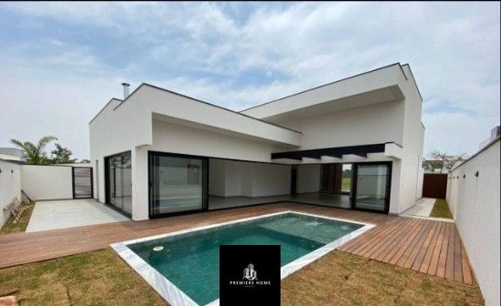 Casa de Condomínio à venda com 3 quartos, 260m² - Foto 2