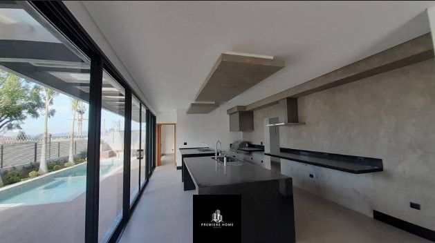 Casa de Condomínio à venda com 4 quartos, 380m² - Foto 4