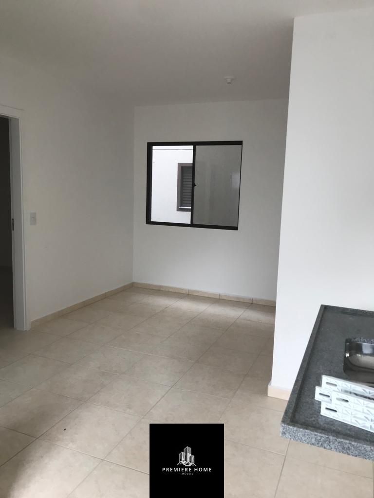 Apartamento à venda com 2 quartos, 42m² - Foto 3