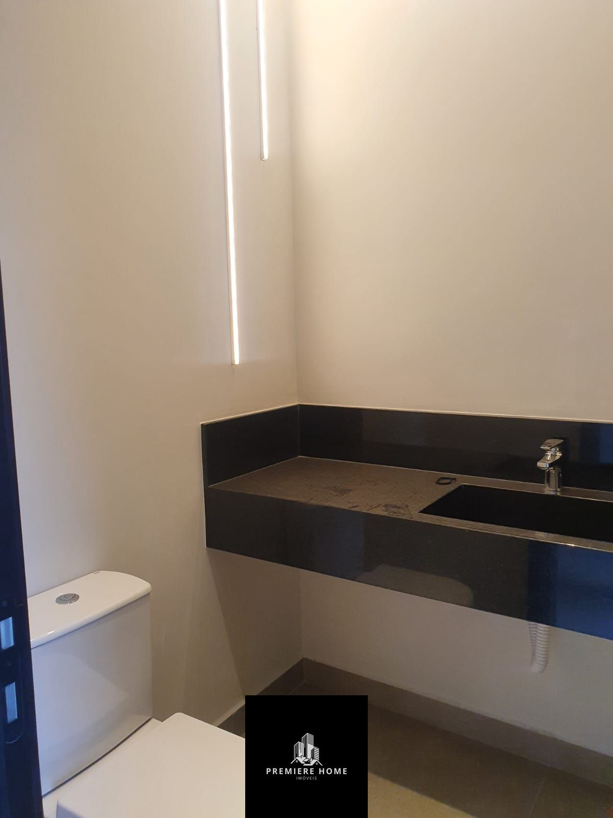 Casa de Condomínio à venda com 4 quartos, 230m² - Foto 10