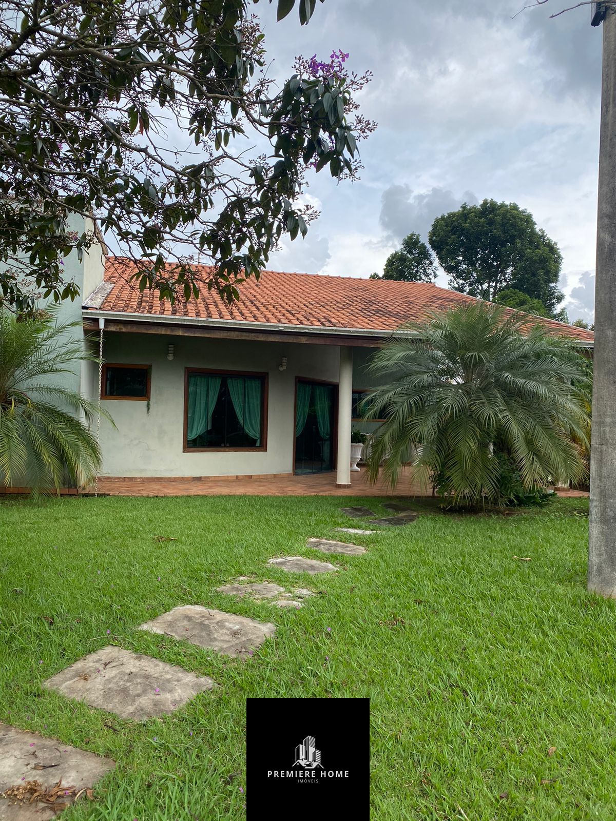 Casa de Condomínio à venda com 4 quartos, 500m² - Foto 1