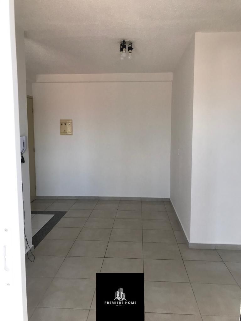 Apartamento à venda com 2 quartos, 48m² - Foto 2