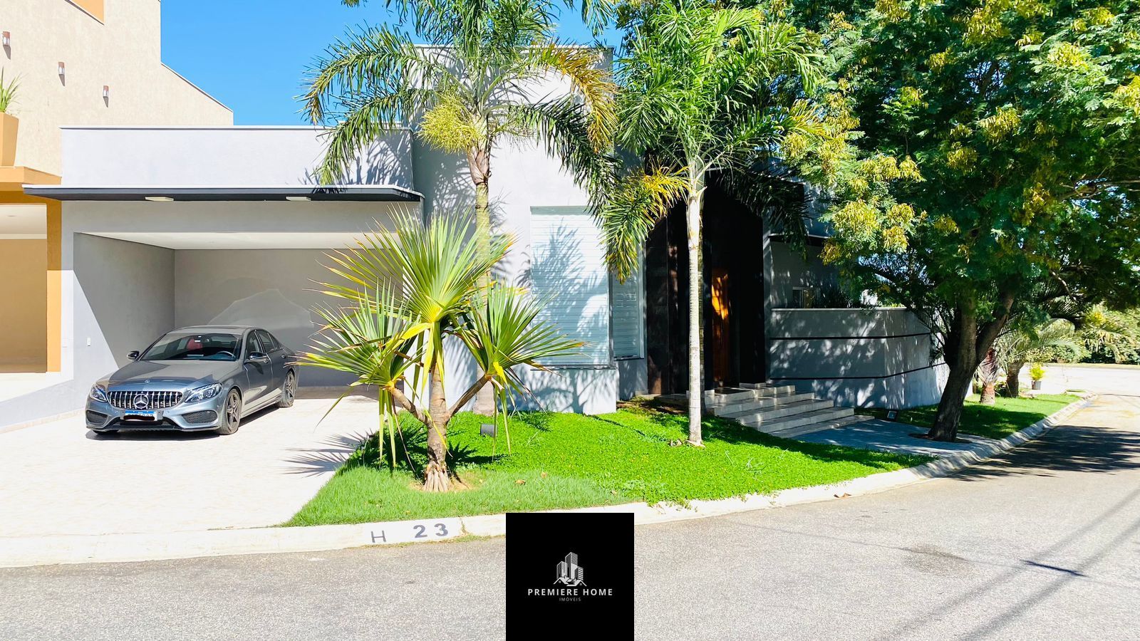 Casa de Condomínio à venda e aluguel com 3 quartos, 165m² - Foto 1