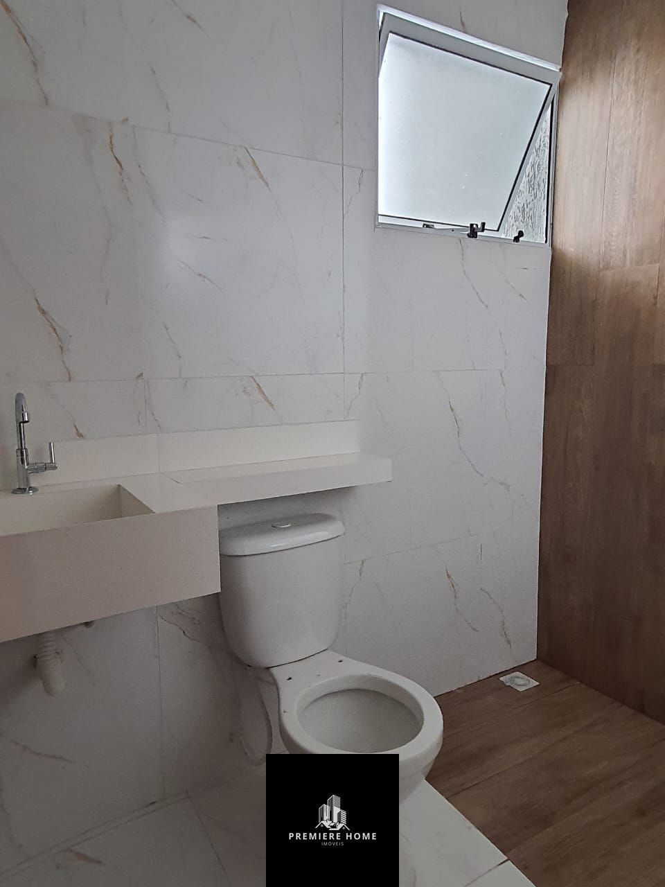 Casa à venda com 2 quartos, 70m² - Foto 12