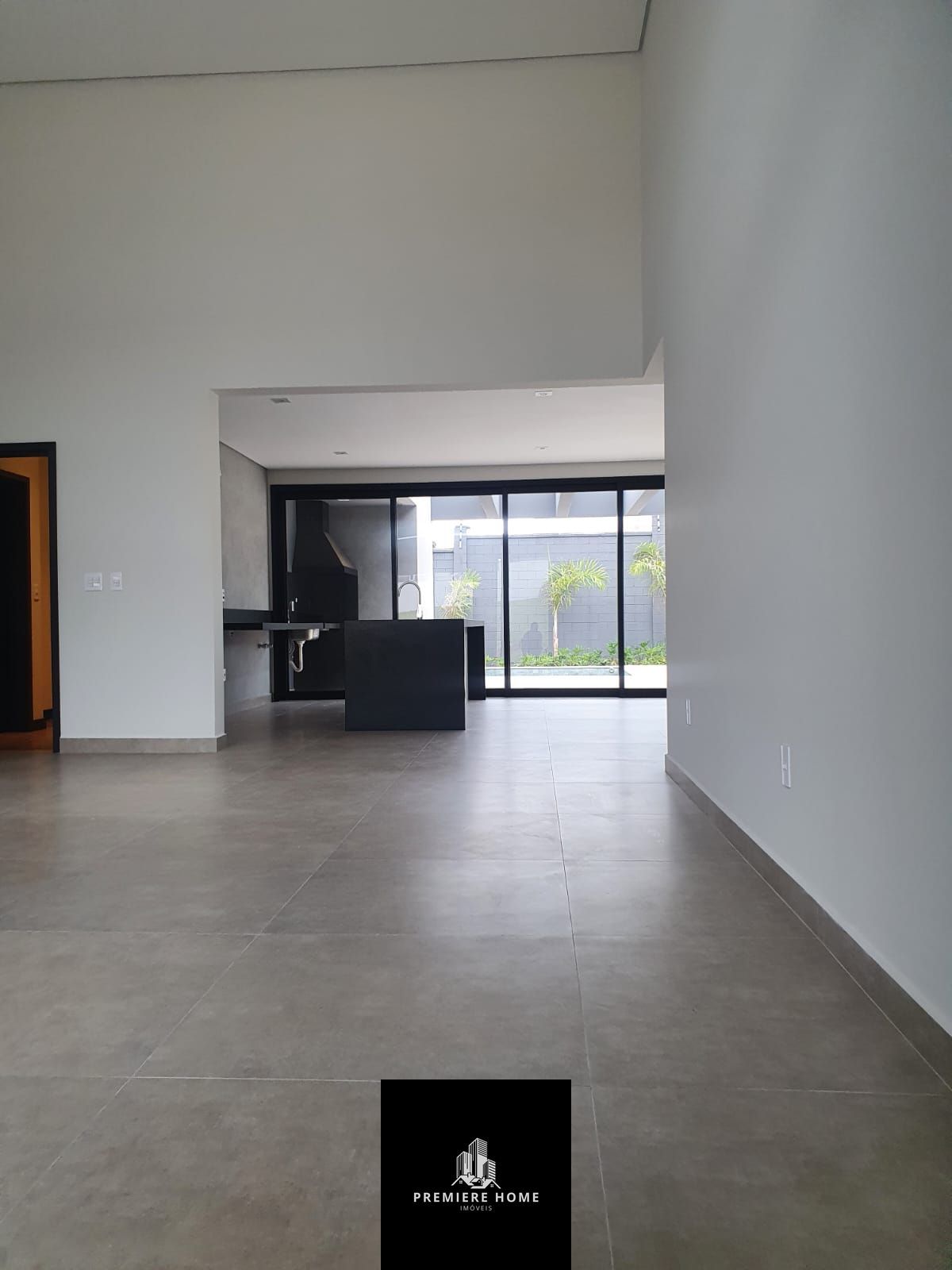 Casa de Condomínio à venda com 4 quartos, 230m² - Foto 5