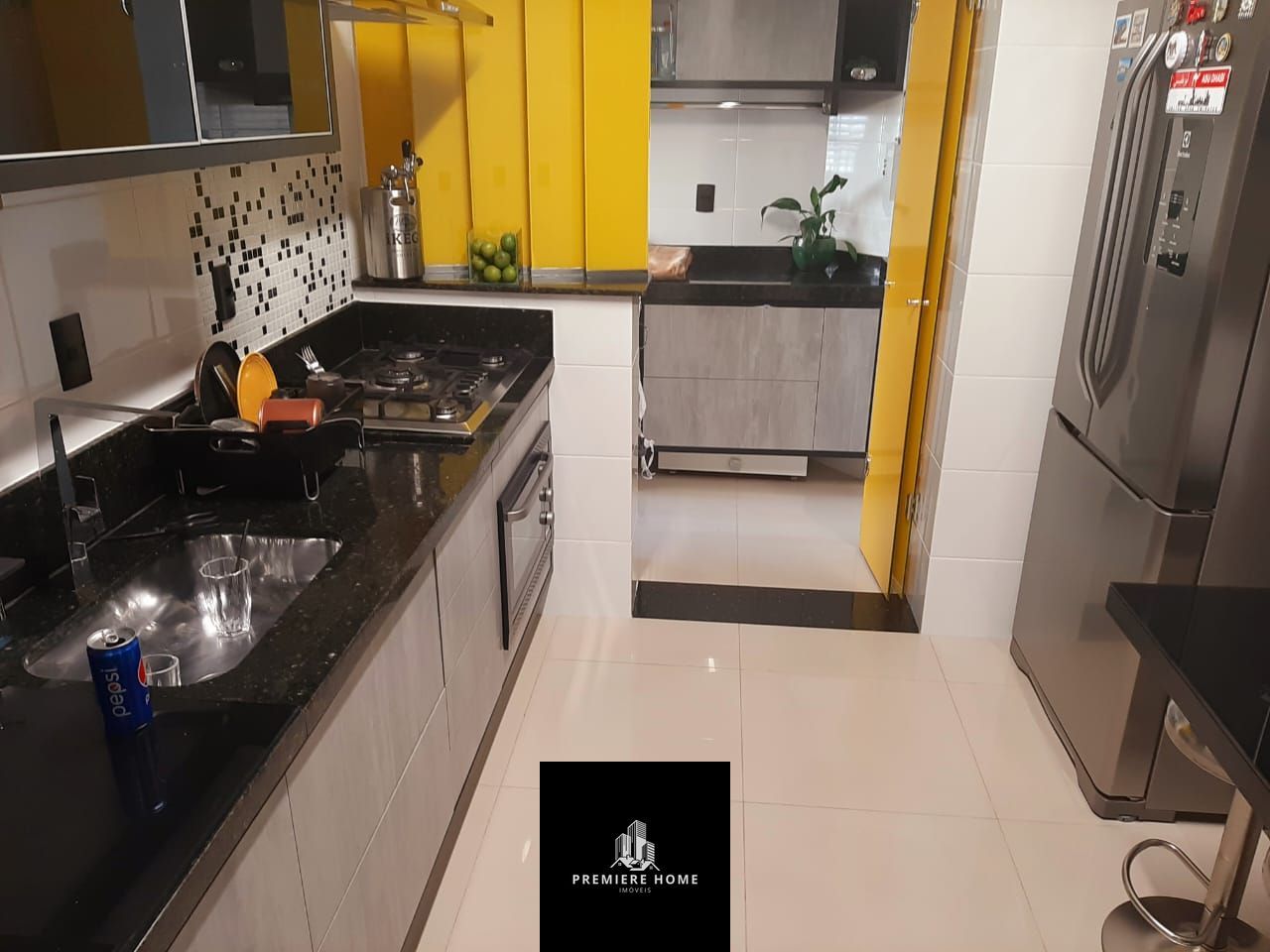 Apartamento à venda com 3 quartos, 85m² - Foto 7