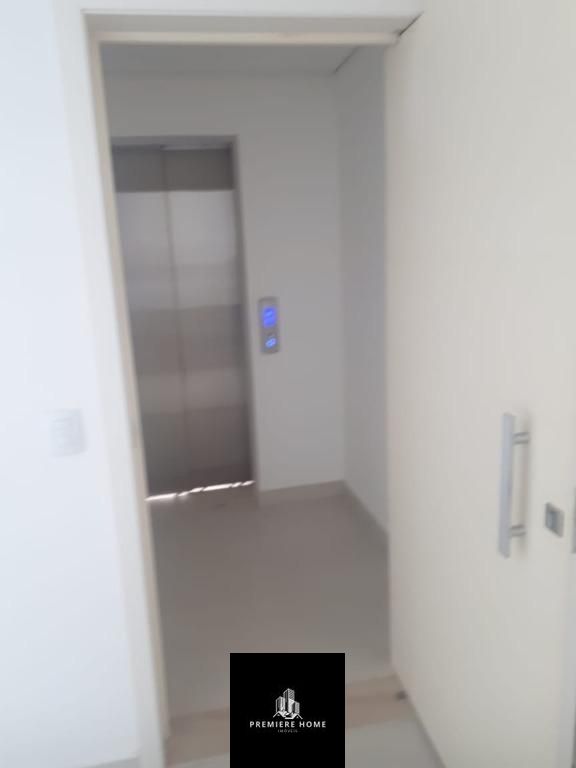 Apartamento à venda com 4 quartos, 220m² - Foto 12