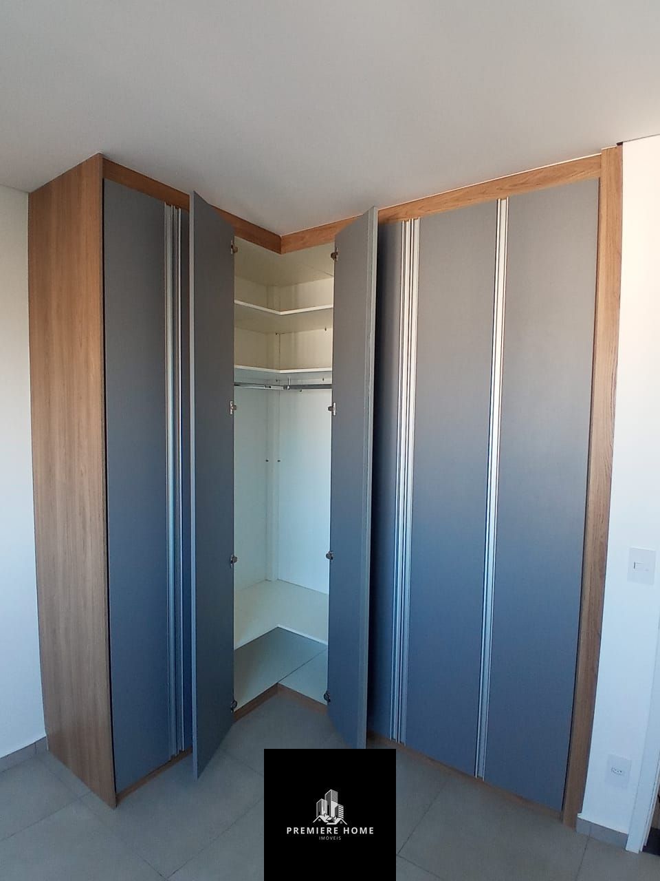 Apartamento à venda com 2 quartos, 72m² - Foto 7