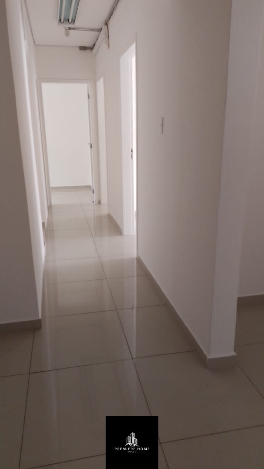 Conjunto Comercial-Sala para alugar com 3 quartos, 100m² - Foto 4