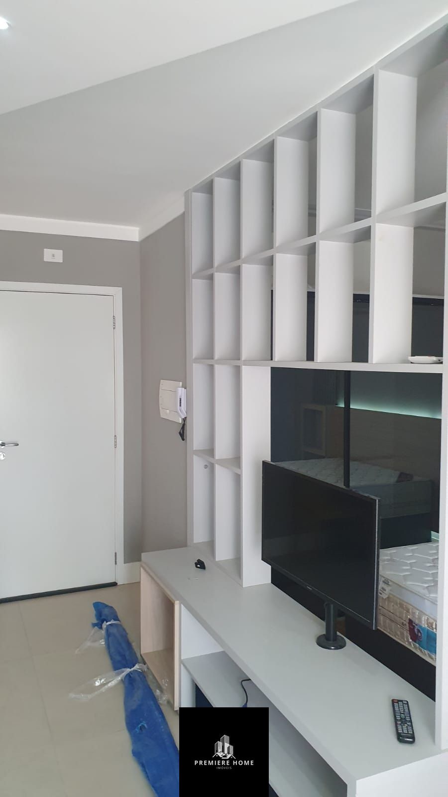 Apartamento à venda com 1 quarto, 47m² - Foto 2