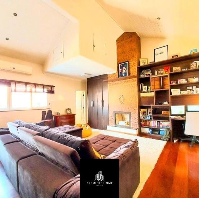 Casa de Condomínio à venda com 4 quartos, 450m² - Foto 4