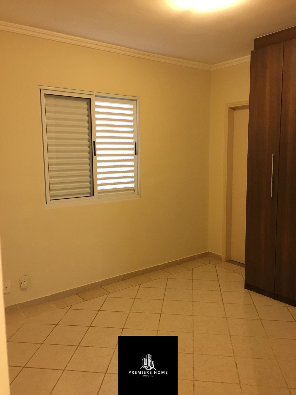 Apartamento à venda com 3 quartos, 93m² - Foto 12