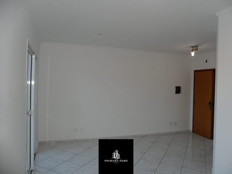 Apartamento à venda com 2 quartos, 63m² - Foto 4