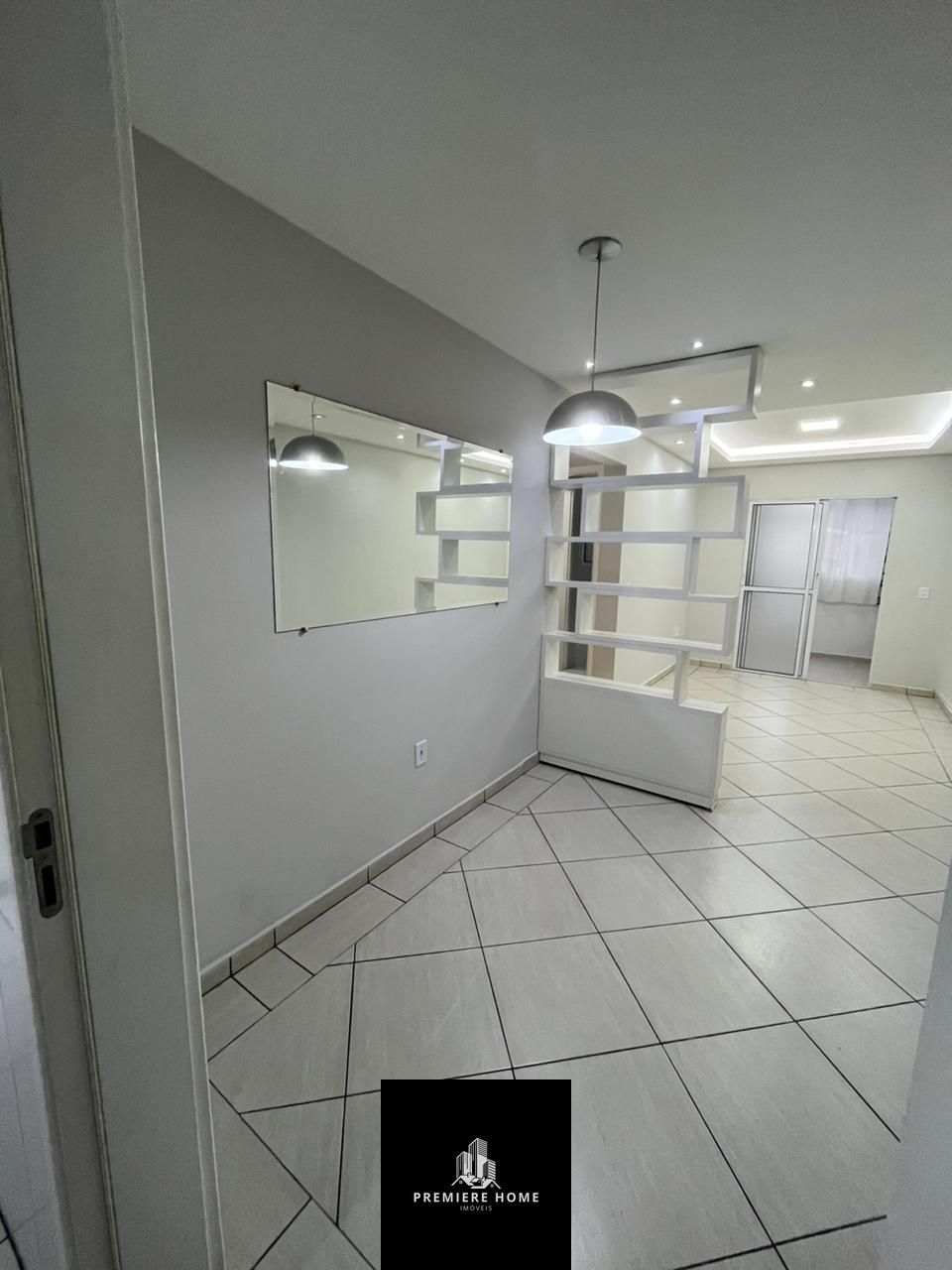 Apartamento à venda com 2 quartos, 64m² - Foto 4