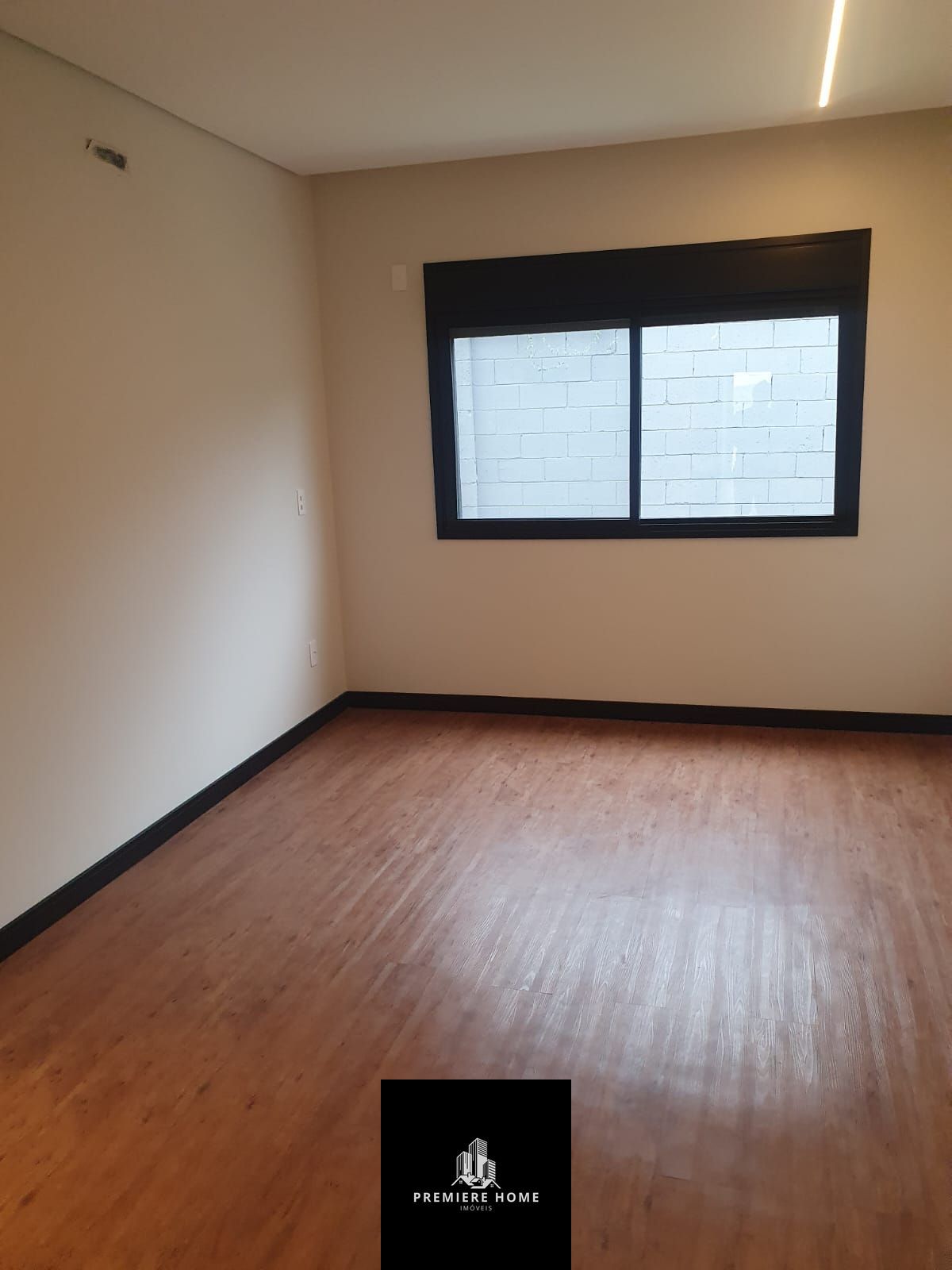 Casa de Condomínio à venda com 4 quartos, 230m² - Foto 28