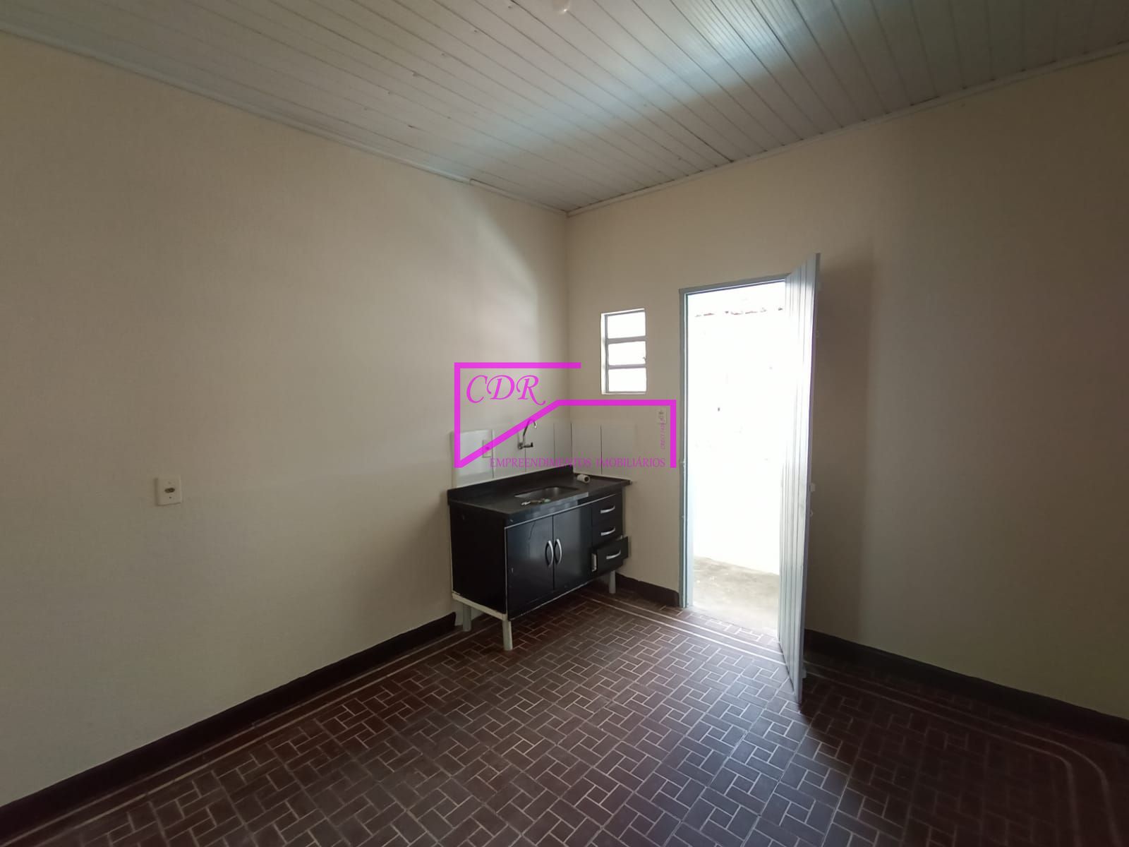 Casa para alugar com 2 quartos, 80m² - Foto 13