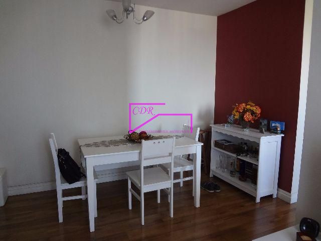 Apartamento à venda com 3 quartos, 65m² - Foto 2