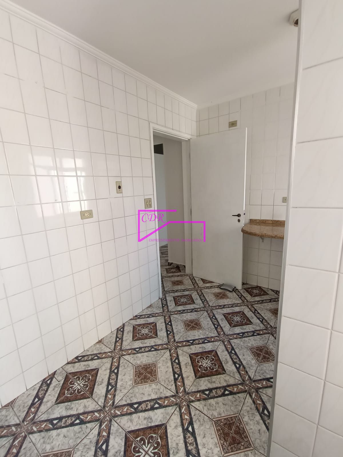 Apartamento para alugar com 2 quartos, 56m² - Foto 8