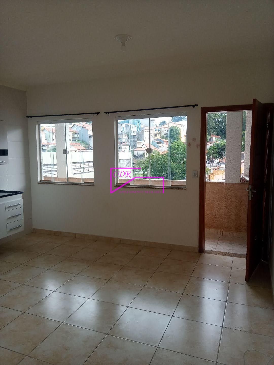 Apartamento à venda com 2 quartos, 37m² - Foto 4