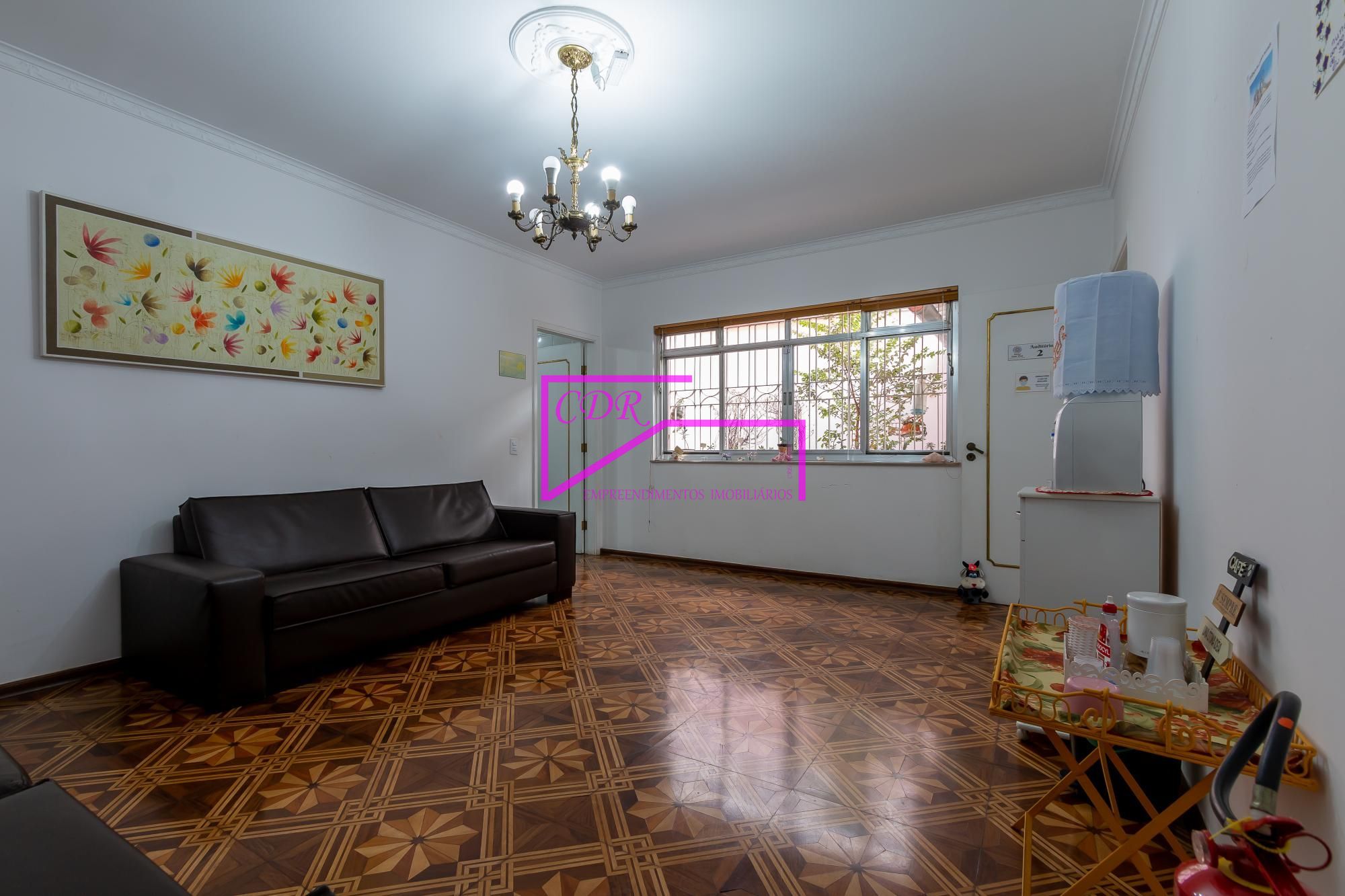 Sobrado à venda com 3 quartos, 350m² - Foto 2