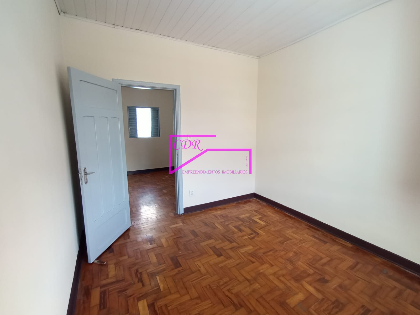 Casa para alugar com 2 quartos, 80m² - Foto 23