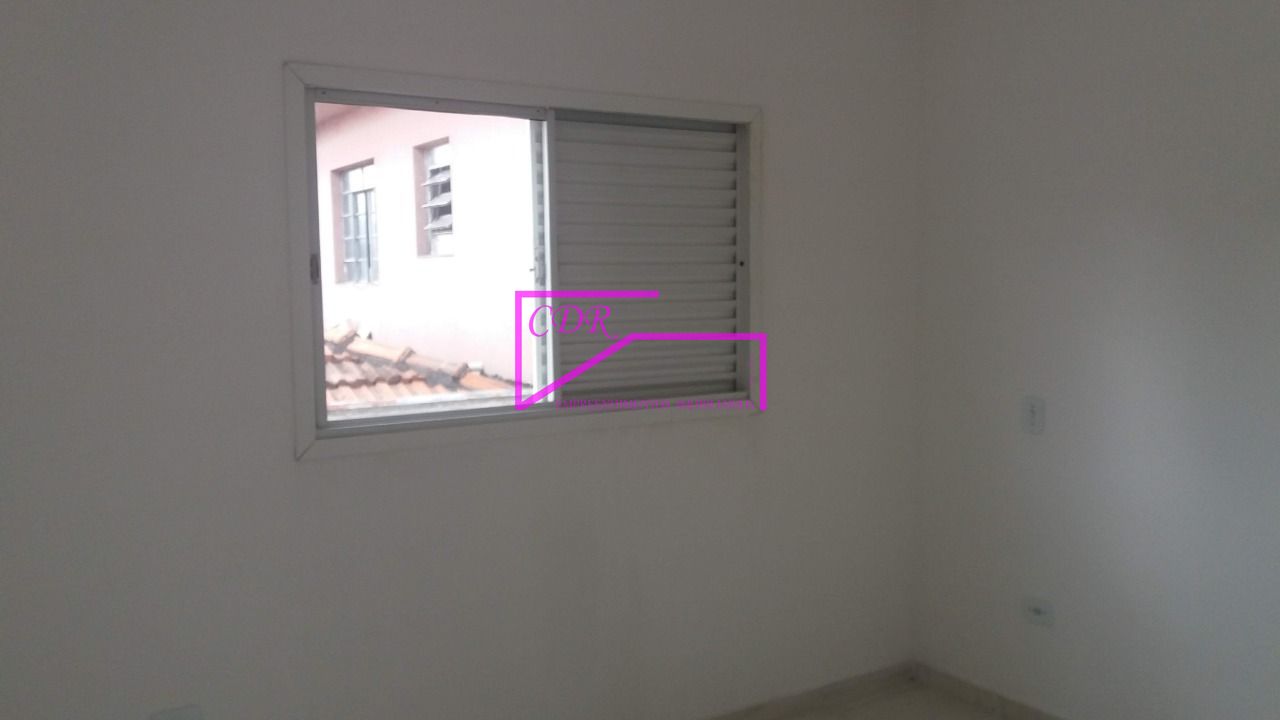 Casa à venda com 2 quartos, 63m² - Foto 11