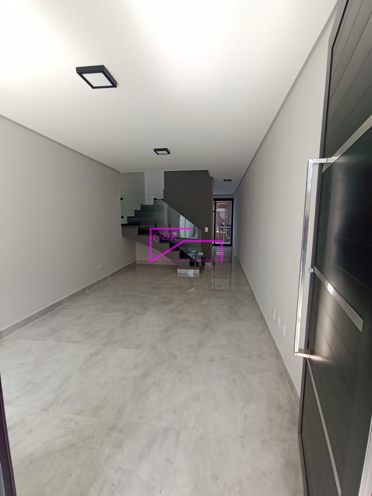 Sobrado à venda com 2 quartos, 76m² - Foto 4