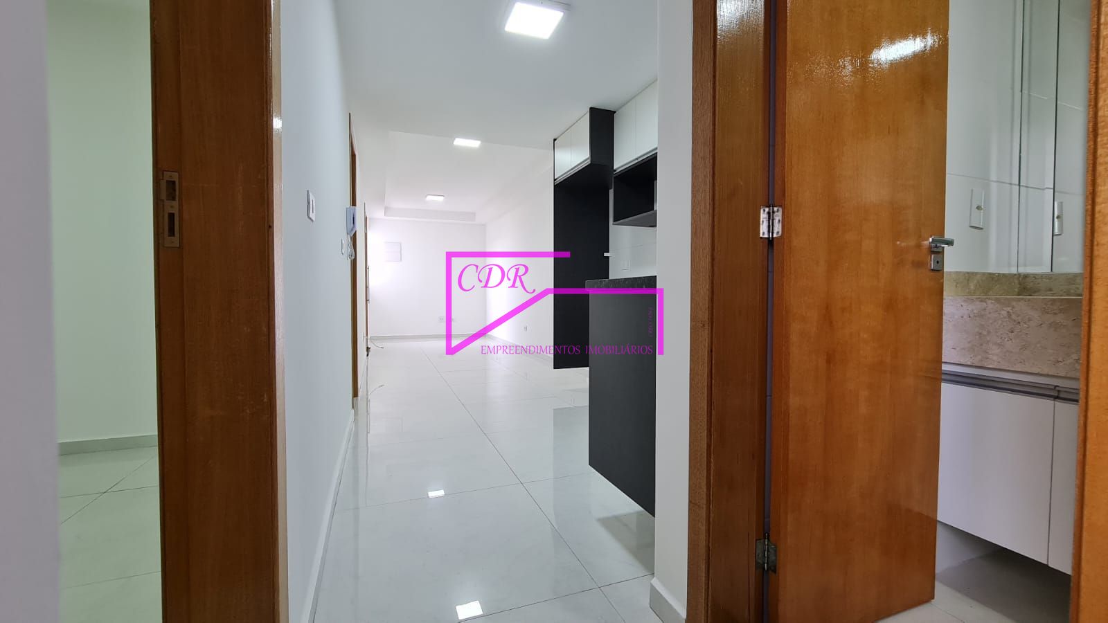 Apartamento à venda com 2 quartos, 52m² - Foto 4