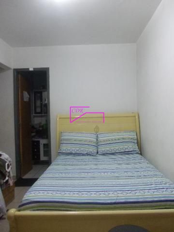 Apartamento à venda com 3 quartos, 75m² - Foto 1