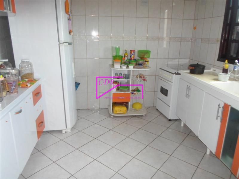 Sobrado à venda com 3 quartos, 275m² - Foto 3