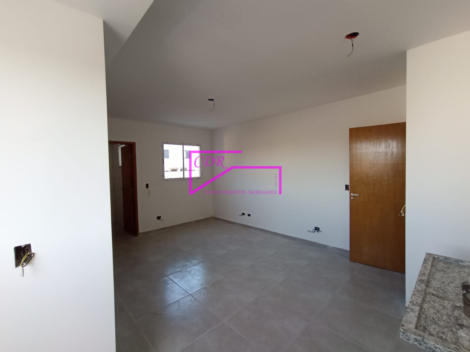 Apartamento à venda com 2 quartos, 42m² - Foto 1