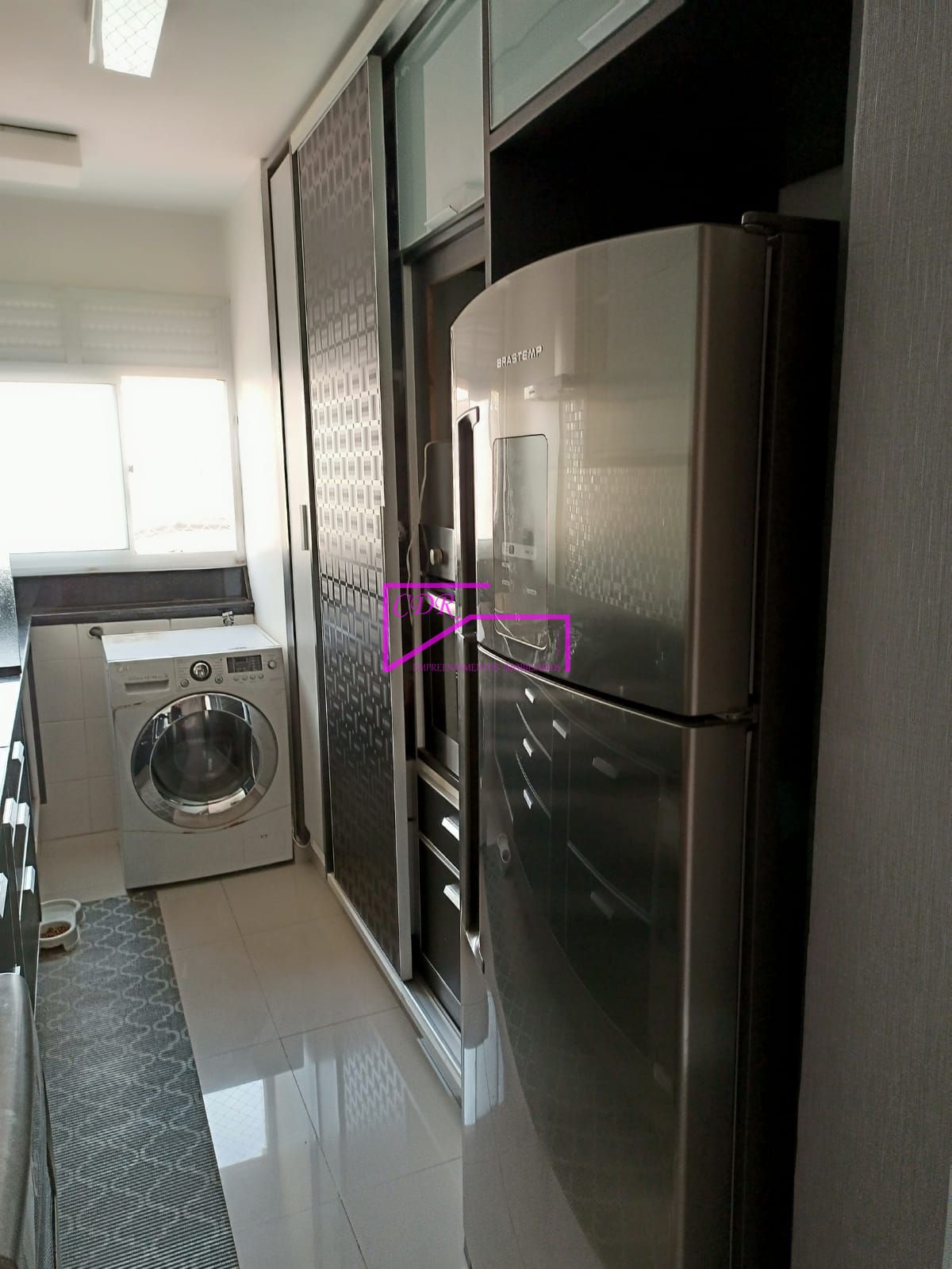 Apartamento à venda com 2 quartos, 57m² - Foto 3