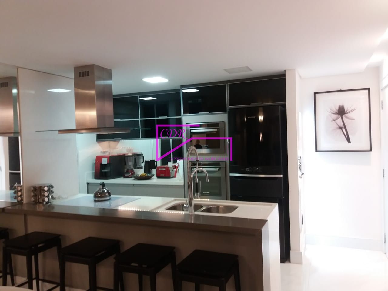 Apartamento à venda com 2 quartos, 102m² - Foto 13