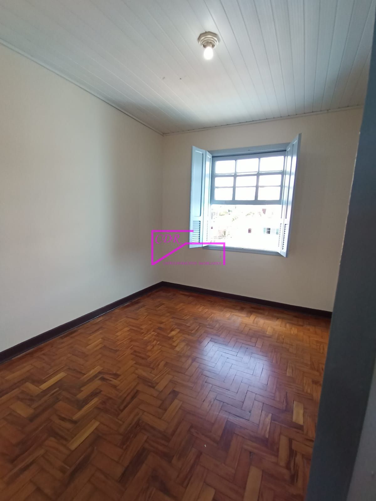 Casa para alugar com 2 quartos, 80m² - Foto 21