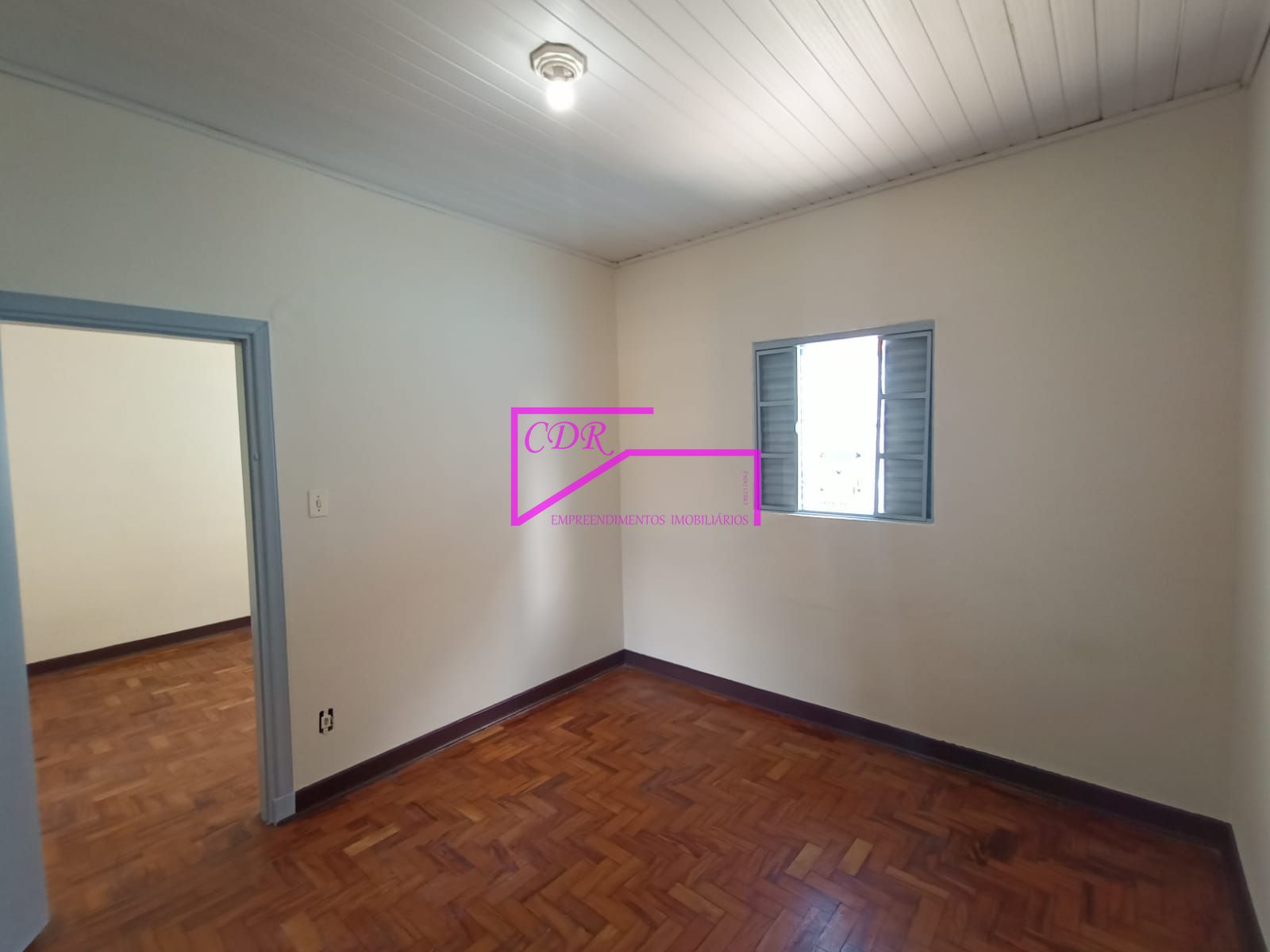 Casa para alugar com 2 quartos, 80m² - Foto 27