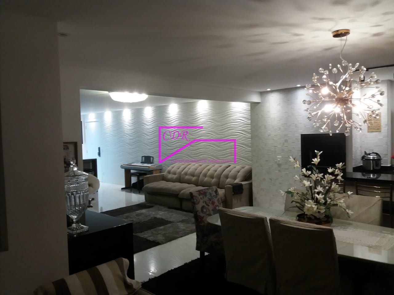 Apartamento à venda com 2 quartos, 102m² - Foto 9