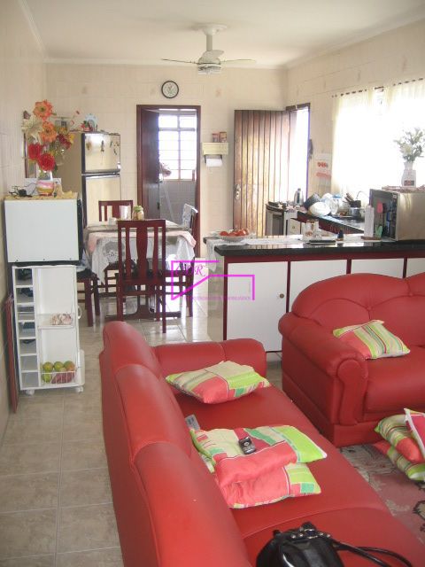 Sobrado à venda com 3 quartos, 220m² - Foto 1