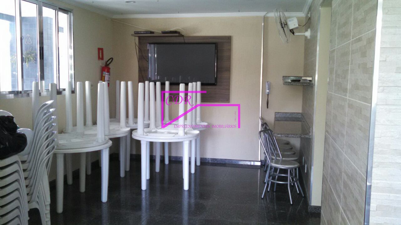 Apartamento à venda com 2 quartos, 67m² - Foto 15