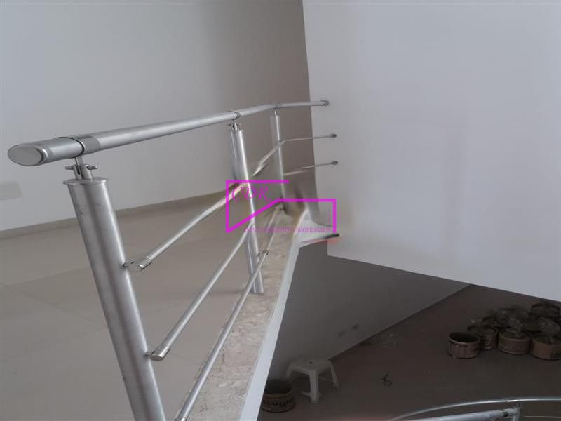 Sobrado à venda com 3 quartos, 100m² - Foto 17