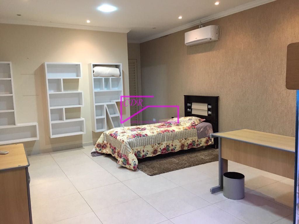 Sobrado à venda com 3 quartos, 250m² - Foto 1