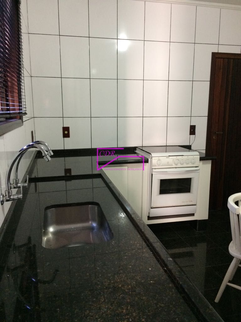 Sobrado à venda com 2 quartos, 127m² - Foto 2