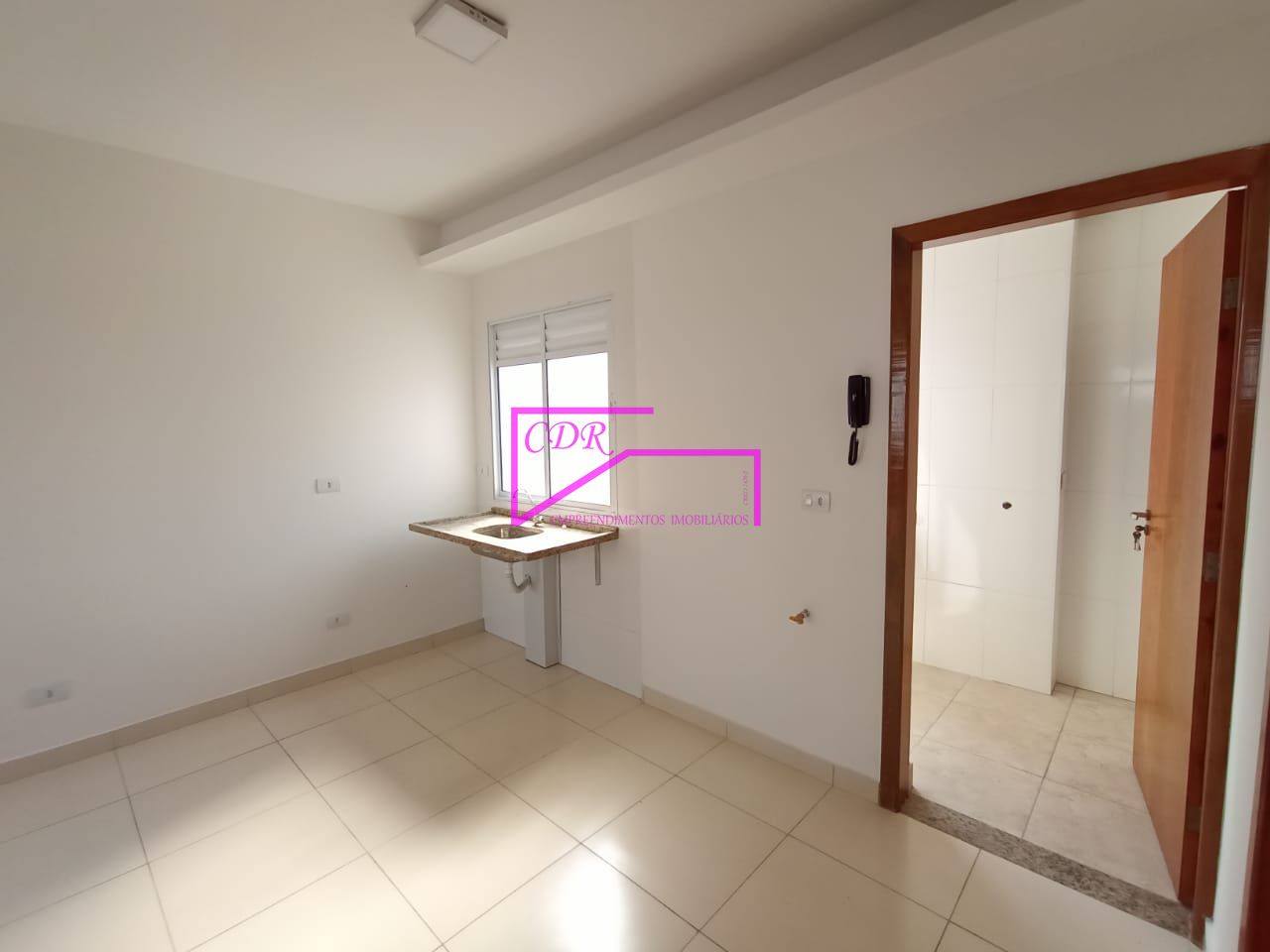 Apartamento para alugar com 2 quartos, 40m² - Foto 4