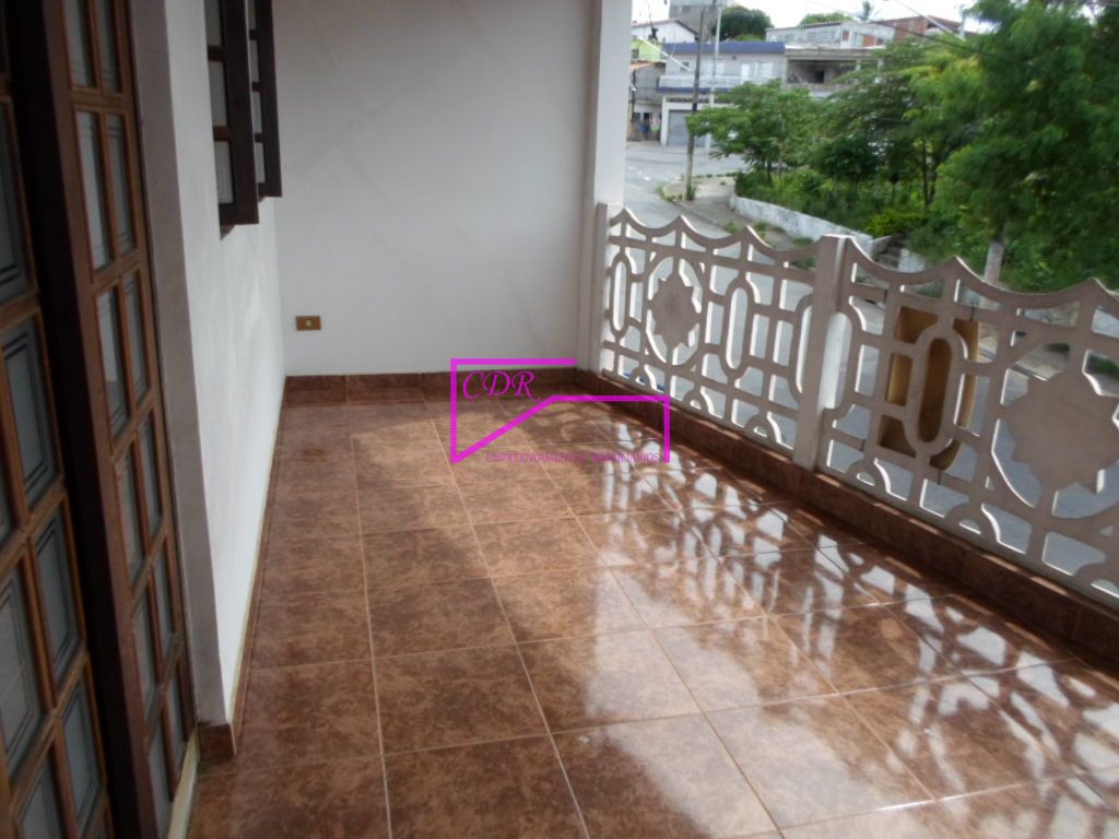 Sobrado à venda com 3 quartos, 172m² - Foto 1